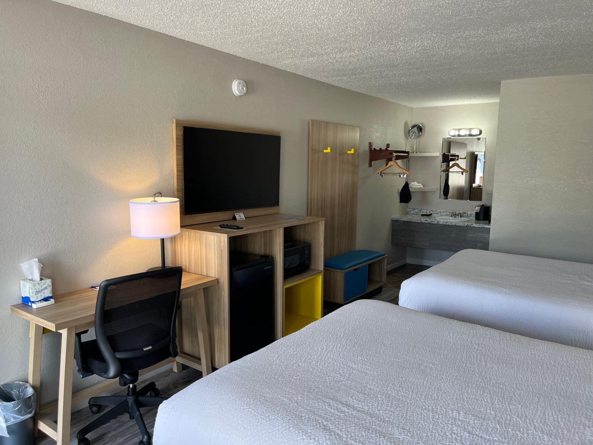Days Inn By Wyndham Branson Ozarks Exteriör bild