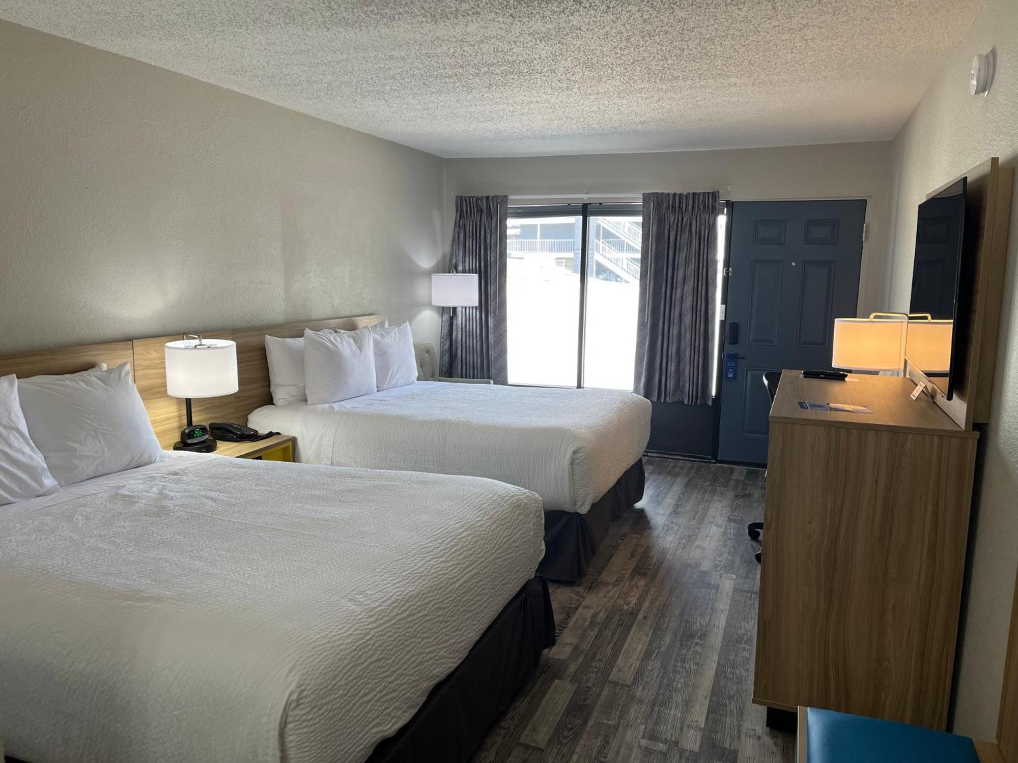 Days Inn By Wyndham Branson Ozarks Exteriör bild